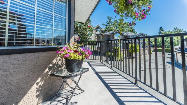 c9a9f0bfc9fc72ce1cd62d4c8ded5f8e66064389 at 7 - 22488 116 Avenue