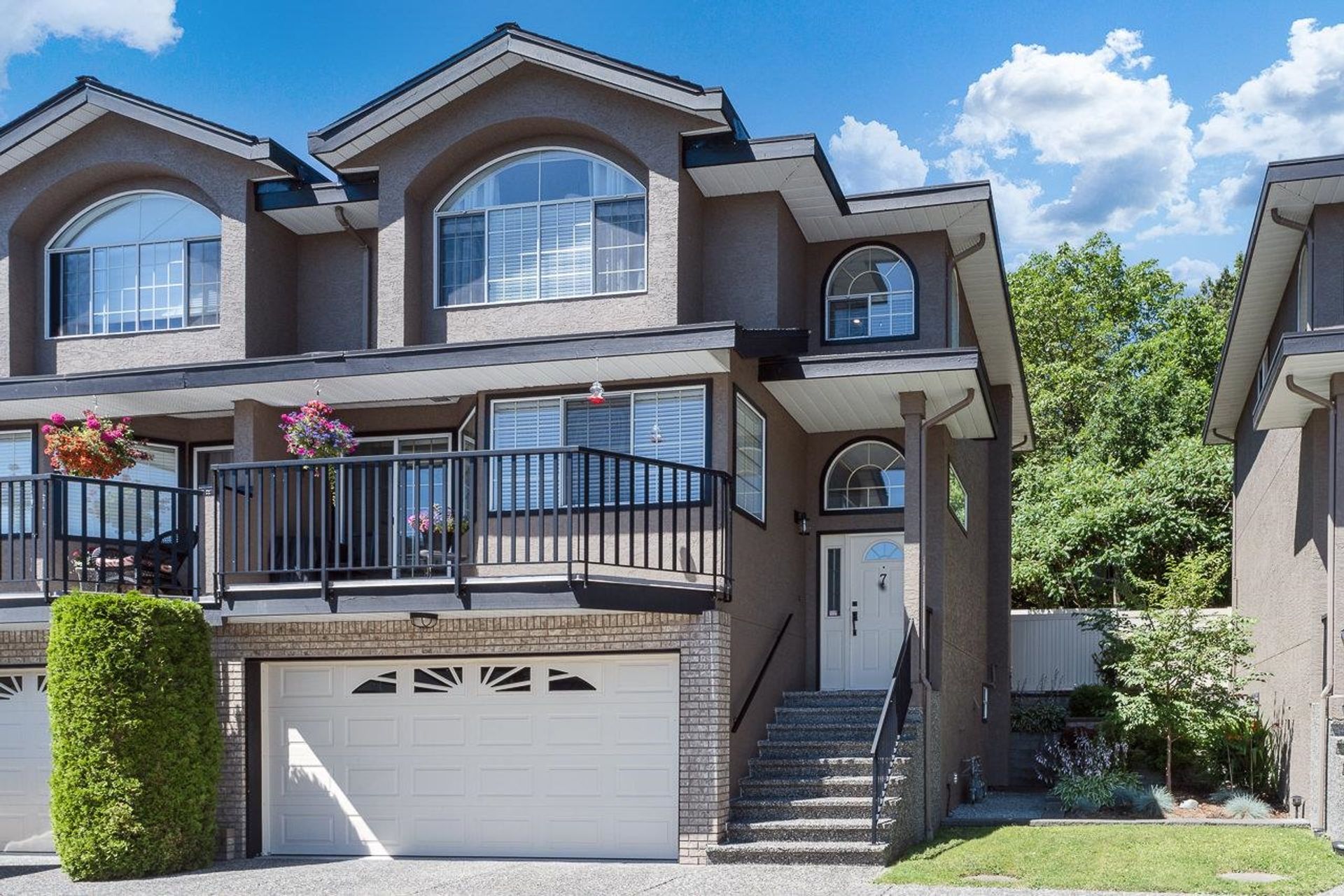 7 - 22488 116 Avenue photo number 1 7 - 22488 116 Avenue photo number 1