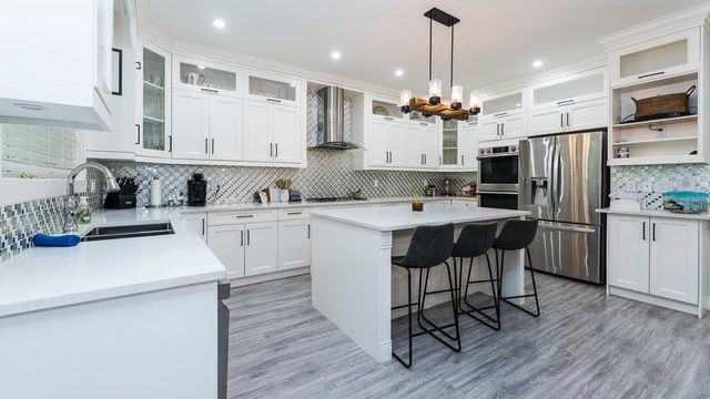 04564d7b9dca89205a02c00a36a927cfd3ee0540 at 32743 Unger Court