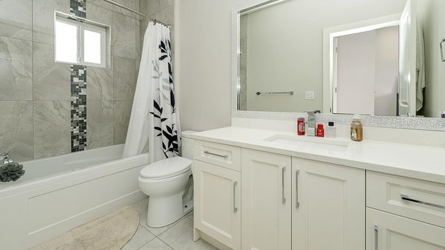 259112a73f5a97fe2ac8ff2f9bc630ecd8e225b9 at 32743 Unger Court