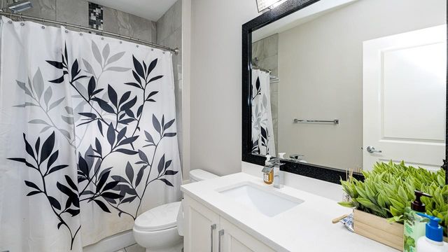 6d1a8023d1af1806909809865c8f276db2682d55 at 32743 Unger Court