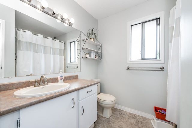 78e2e1fc390d0a05043dfee756bfbd85fb9af936 at 20359 Dale Drive, Maple Ridge, Bc, V2x 8v6