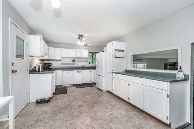 82a07afe42188f9f14b608ee2dc92f3e11c23186 at 20359 Dale Drive, Maple Ridge, Bc, V2x 8v6 82a07afe42188f9f14b608ee2dc92f3e11c23186 at 20359 Dale Drive, Maple Ridge, Bc, V2x 8v6