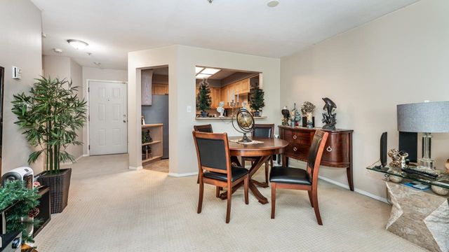 a5dc4daaef3728f005b51ce1aa514935319770cd at 206 - 1955 Suffolk Avenue