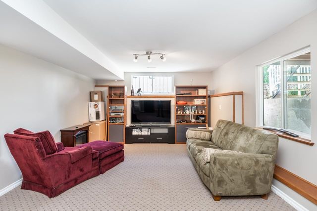 27b82ecfe58201026797114a450e16d4653ec7d9 at 22743 125a Avenue