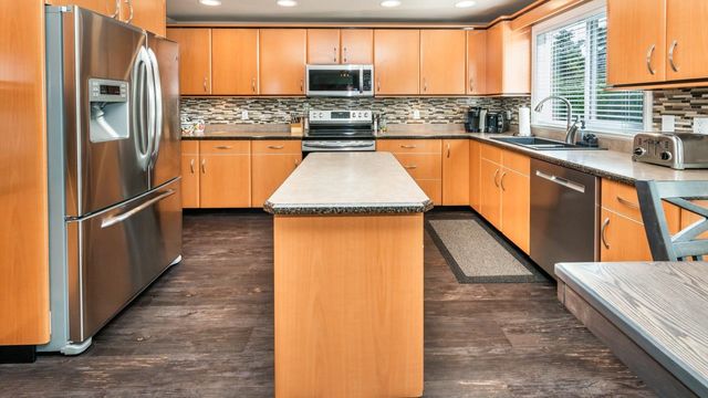 fce250bf70b6c0ee3f37b972e2e483e8782f84a2 at 22743 125a Avenue