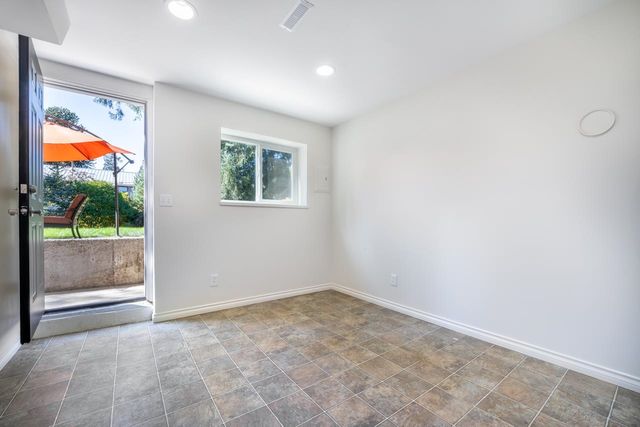 0320c50e9f509c1ddf113aaf84d18ffd46dec03f at 7795 Falcon Crescent