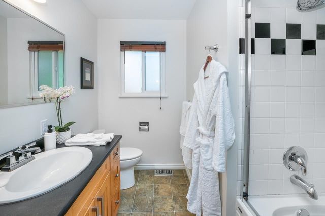 05a493010f7cded2cfc195565e6495b20e9b2f82 at 7795 Falcon Crescent 05a493010f7cded2cfc195565e6495b20e9b2f82 at 7795 Falcon Crescent