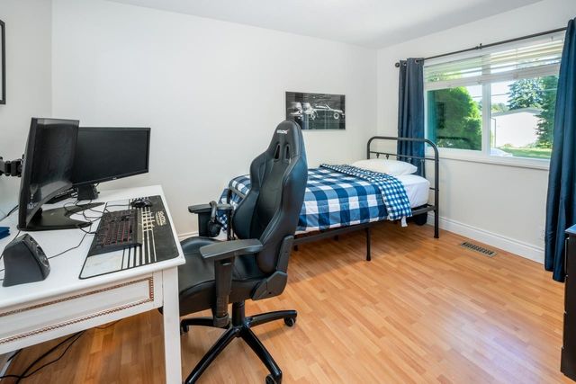 3a3a4f8858e095f9d2dfd65544eaf341b04ace70 at 7795 Falcon Crescent