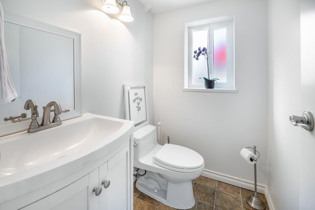 40694ed5b56d1392fbad020499cef14453b1cc9c at 7795 Falcon Crescent 40694ed5b56d1392fbad020499cef14453b1cc9c at 7795 Falcon Crescent