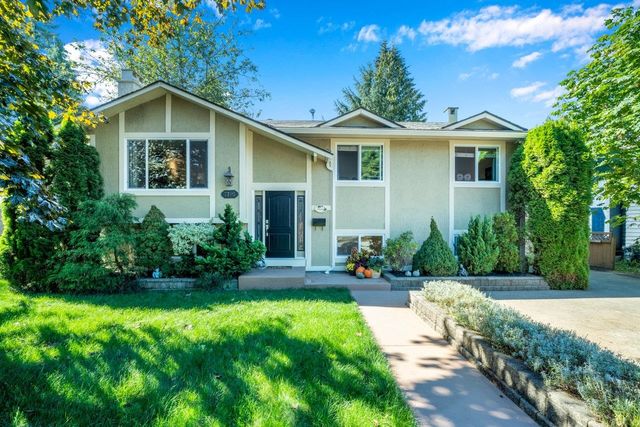 4de7f375113c848ed2b329bf98a1d7d8ceef9741 at 7795 Falcon Crescent