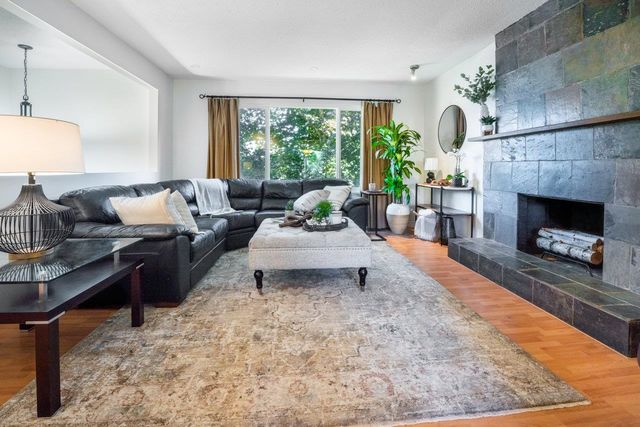 93c8e27ca056a6859c5772ccedcadd0efd6d9f39 at 7795 Falcon Crescent