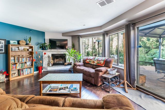 24de75787e23b9cd3ac210d0aa26bd17722feebd at 1 - 21550 Cherrington Avenue 24de75787e23b9cd3ac210d0aa26bd17722feebd at 1 - 21550 Cherrington Avenue