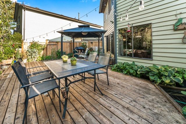 8a99edd19e472328ea017fdbf7b8443fd3c54b23 at 1 - 21550 Cherrington Avenue