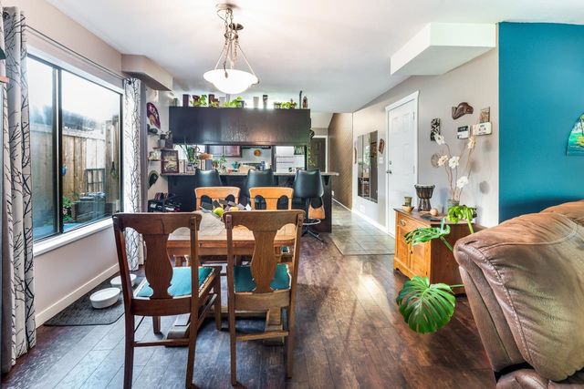 e160cb641df9444ecc078066683de85bf1ca05dd at 1 - 21550 Cherrington Avenue e160cb641df9444ecc078066683de85bf1ca05dd at 1 - 21550 Cherrington Avenue