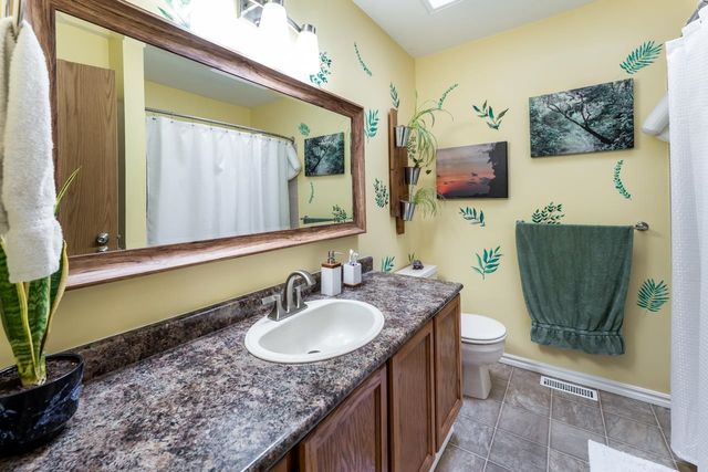 e93aebd6d06f09071a413b980a6882e5f28876a6 at 1 - 21550 Cherrington Avenue e93aebd6d06f09071a413b980a6882e5f28876a6 at 1 - 21550 Cherrington Avenue