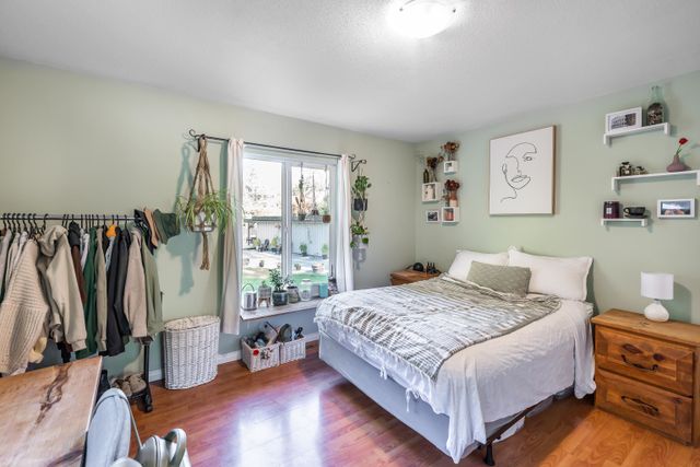 19d338355189e1f282493c98fa5fb910ead308da at 26035 112 Avenue