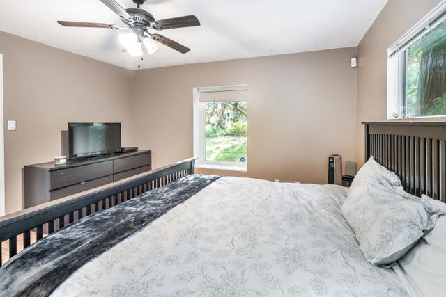 c2ead065cd032bfb0622c15dd2637cfa7447ef23 at 26035 112 Avenue