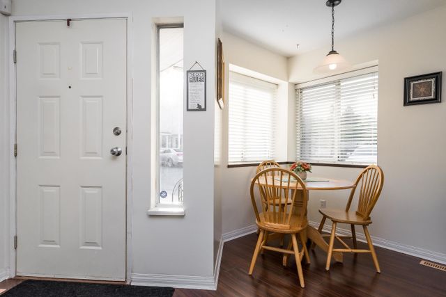 d5f0b0ca7980cc68e289ed2e5ecb62967eefec19 at 127 - 11255 Harrison Street