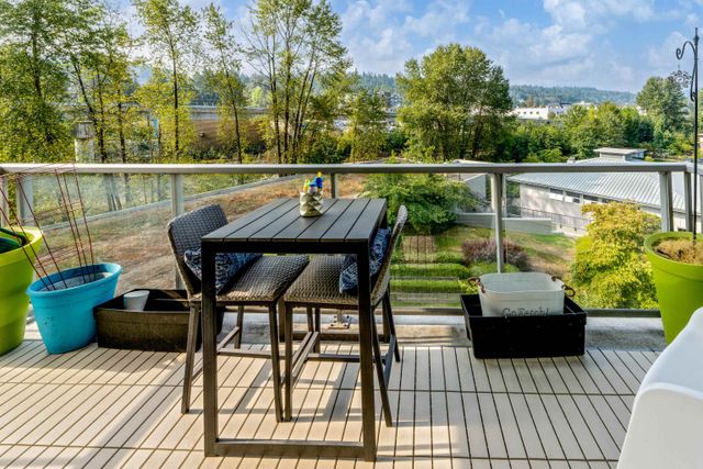 08a87563e1465892cd639fb79736b3c024c06106 at 701 - 651 Nootka Way