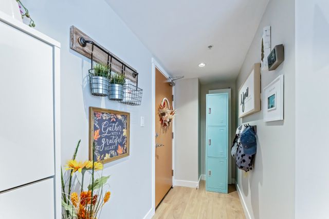 9397afdf0db55d6fef6c7041e1a69dd63ad28236 at 701 - 651 Nootka Way