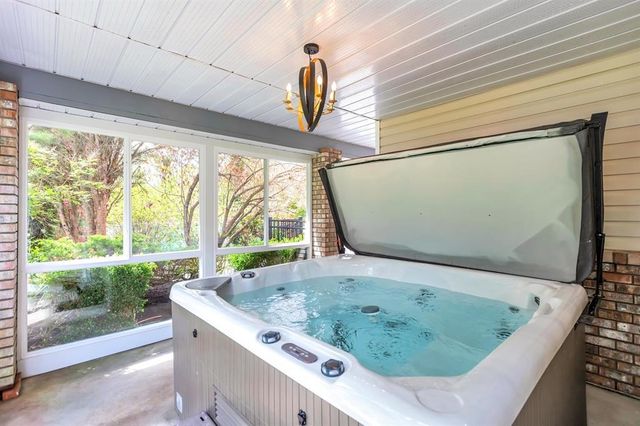 e576289516545535a6add1a629e860b6fe68a4cf at 12958 Sheldrake Court