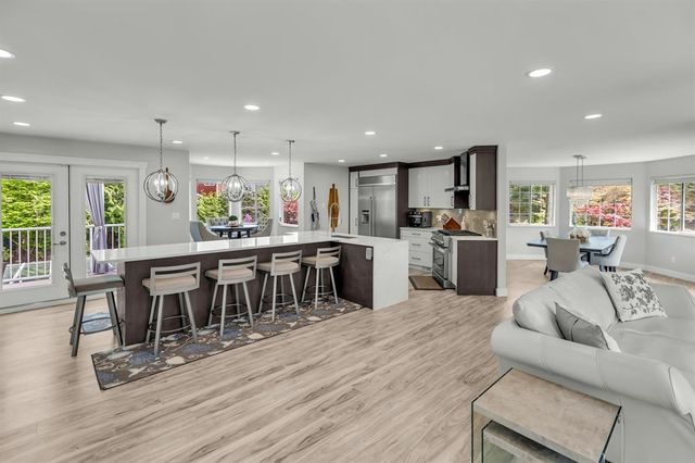 f86dca95f3bfaea95d3472c7f200d624e60dbf4d at 12958 Sheldrake Court