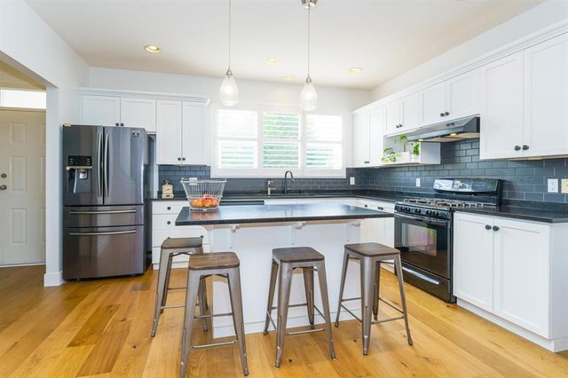 24254-103-avenue-albion-maple-ridge-03 at 24254 103 Avenue, Albion, Maple Ridge