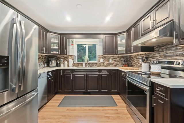 27111-122-avenue-northeast-maple-ridge-04 at 27111 122 Avenue, Northeast, Maple Ridge