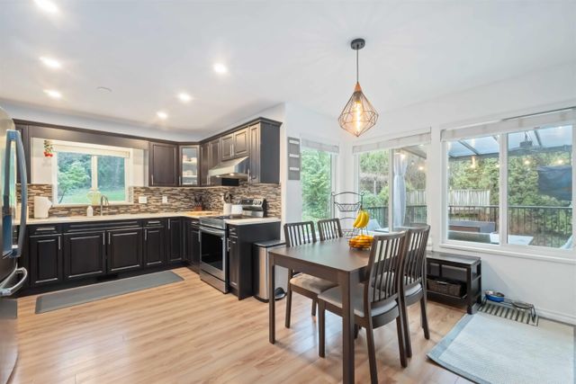 27111-122-avenue-northeast-maple-ridge-07 at 27111 122 Avenue, Northeast, Maple Ridge