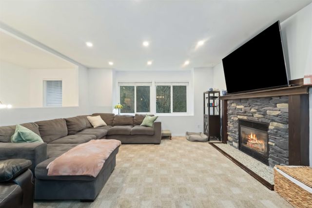 27111-122-avenue-northeast-maple-ridge-14 at 27111 122 Avenue, Northeast, Maple Ridge