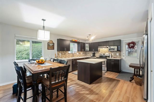 27111-122-avenue-northeast-maple-ridge-27 at 27111 122 Avenue, Northeast, Maple Ridge