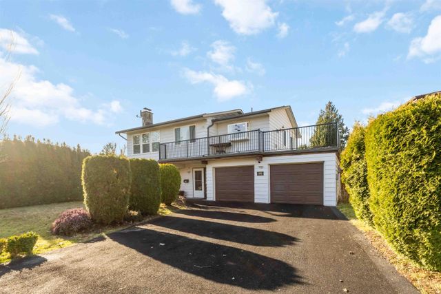 9113-145a-street-bear-creek-green-timbers-surrey-03 at 9113 145a Street, Bear Creek Green Timbers, Surrey