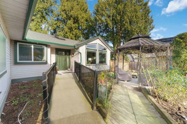 19379-cusick-crescent-mid-meadows-pitt-meadows-02 at 19379 Cusick Crescent, Mid Meadows, Pitt Meadows