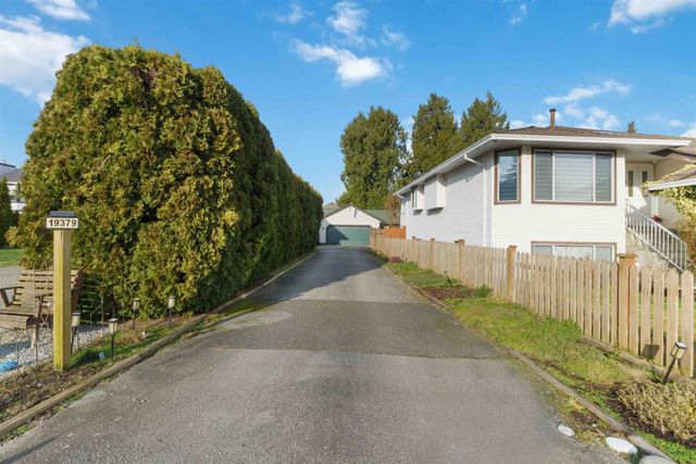 19379-cusick-crescent-mid-meadows-pitt-meadows-38 at 19379 Cusick Crescent, Mid Meadows, Pitt Meadows