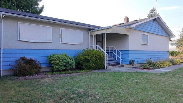 3047-oxford-street-glenwood-pq-port-coquitlam-04 at 3047 Oxford Street, Glenwood PQ, Port Coquitlam