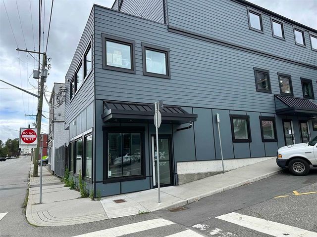 33192-1-avenue-mission-bc-mission-02 at 4 - 33192 1 Avenue, Mission BC, Mission