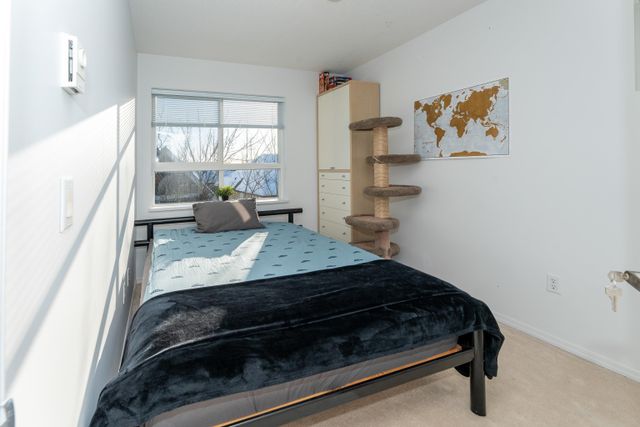 1bad7ffb63da18e7b1acb4b2a0d55b9b6d66fa2f at 61 - 6747 203 Street