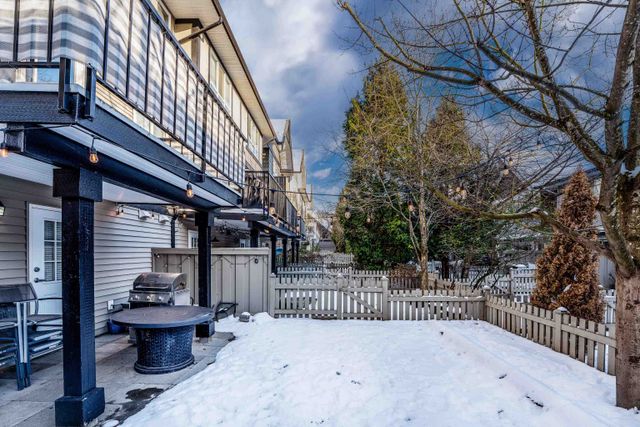 d9fa4258d33310a3c9f0bb45ea2f33b2af7cce16 at 61 - 6747 203 Street