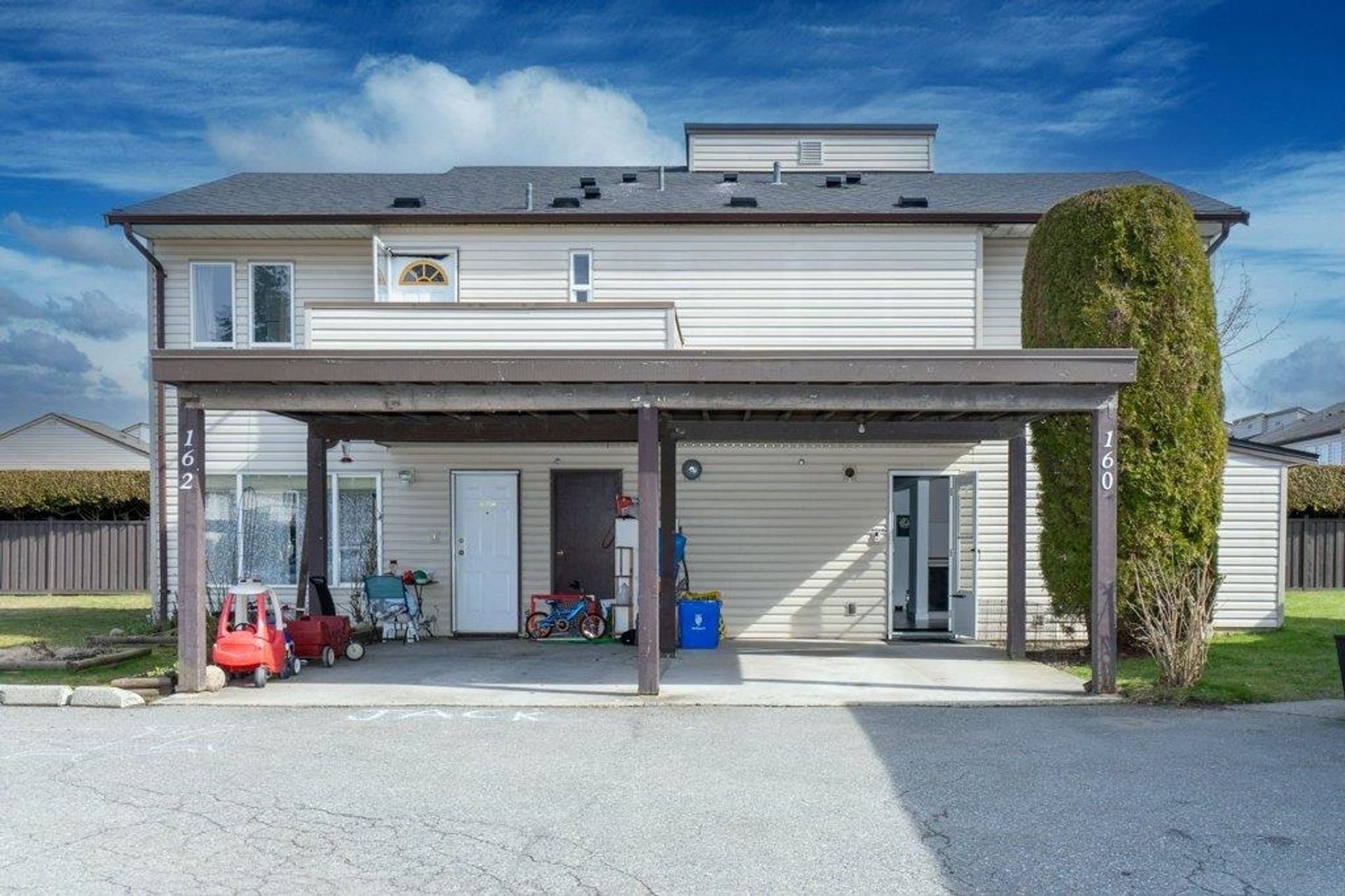 160 - 2844 273 Street photo number 1 160 - 2844 273 Street photo number 1