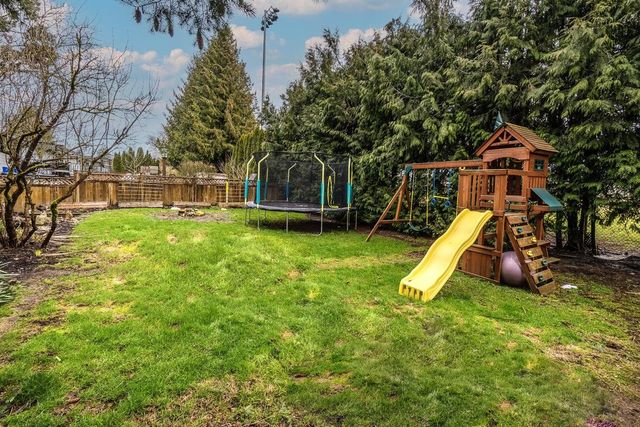 74fe115a84776a54982c7b63ab90a8991363e03a at 22562 122 Avenue