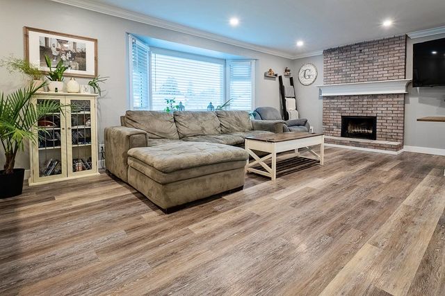 f315c85c2c656bf798cf53039415eede14ede1b3 at 22562 122 Avenue