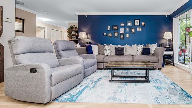 2b4a09a58ffd2c04c03669d83846e7223f0b9815 at 205 - 11960 Harris Road