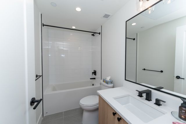 d16cf0045b03d04755dac0ef186aebf867efa222 at 505 - 22226 Brown Avenue