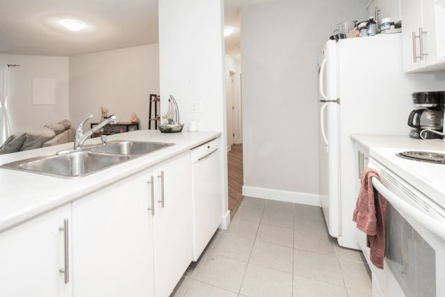 5cc0bcbf04ed0176f5696eaea2311d9034b3e22a at 221 - 12248 224 Street