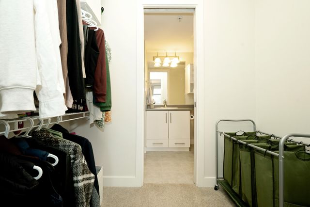 8a04dbe1595e92f099d888a9a5bb54b3346b2105 at 221 - 12248 224 Street