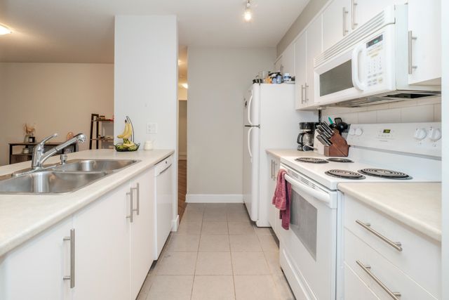 9480effa8481518795d782b9f26817e84db7b97b at 221 - 12248 224 Street