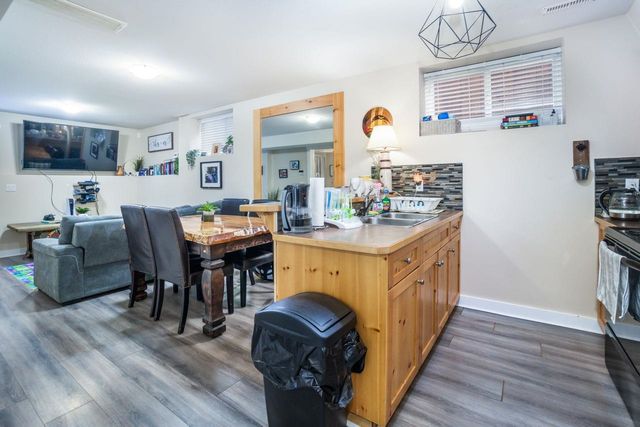 b71626ad8501e27c94bfcf80f1210207aacdd79d at 24167 102 Avenue