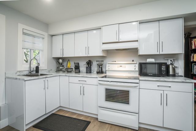 d5658643baa9a582218c0df7fbff6943944fe3a3 at 12339 240 Street