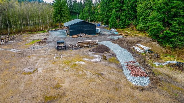 5023185d0e5c9f178641c46aa9fe88f732bb363b at 11113 284 Street